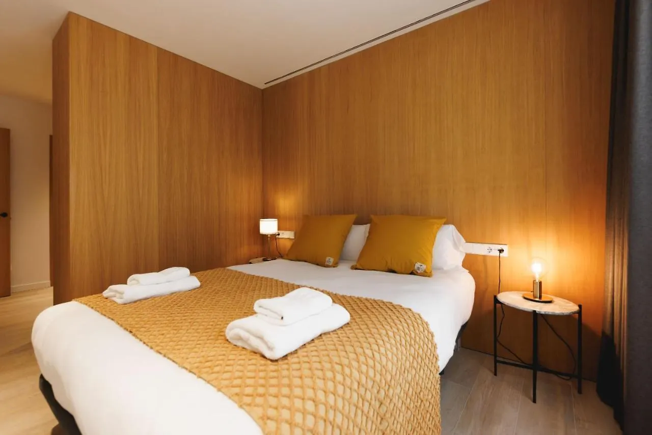 Bravissimo Centre, Modern 2-Bedroom Apartment Girona 0*,