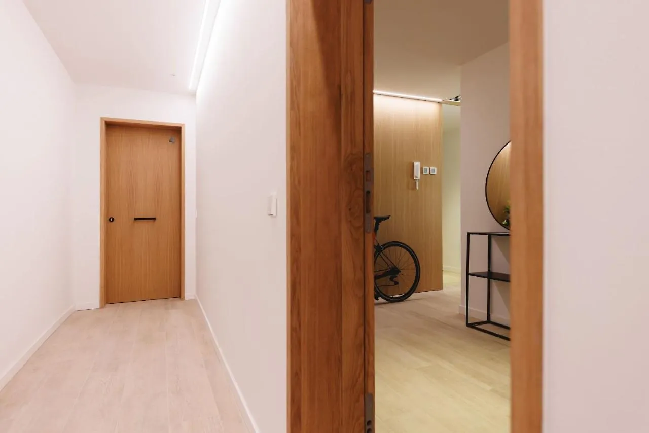 Bravissimo Centre, Modern 2-Bedroom Apartment Girona İspanya