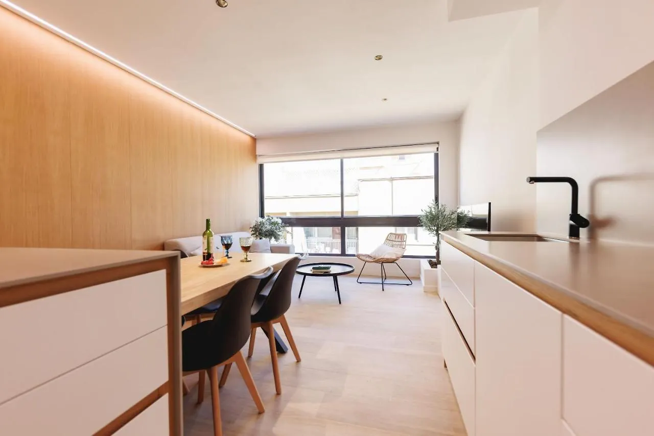 Bravissimo Centre, Modern 2-Bedroom Apartment Girona