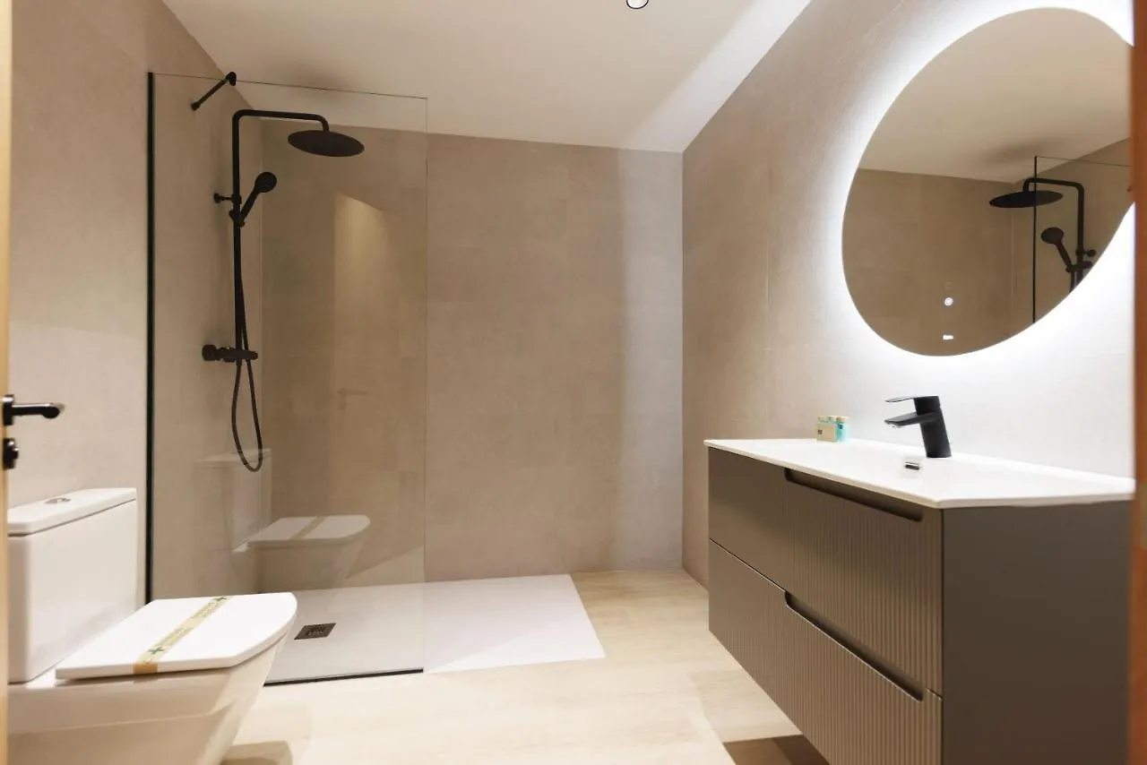Bravissimo Centre, Modern 2-Bedroom Apartment Girona İspanya