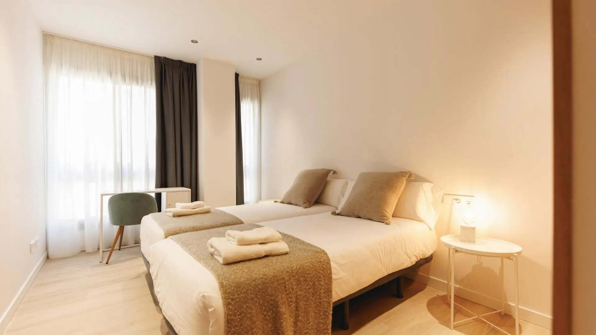 Bravissimo Centre, Modern 2-Bedroom Apartment Girona